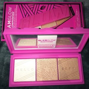 Glam Glow Highlighter